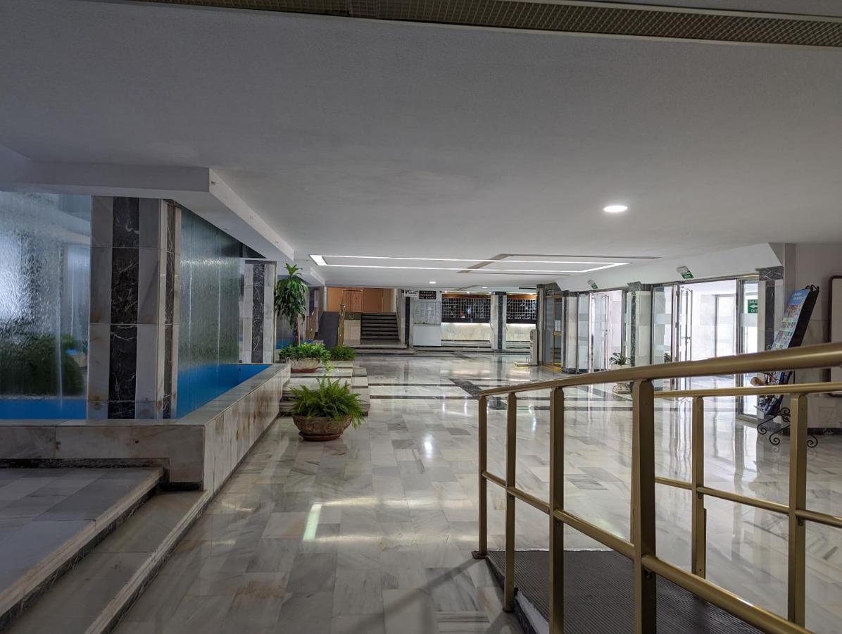 Estudio Jupiter Con Fantasticas Vistas Benalmádena Exterior photo
